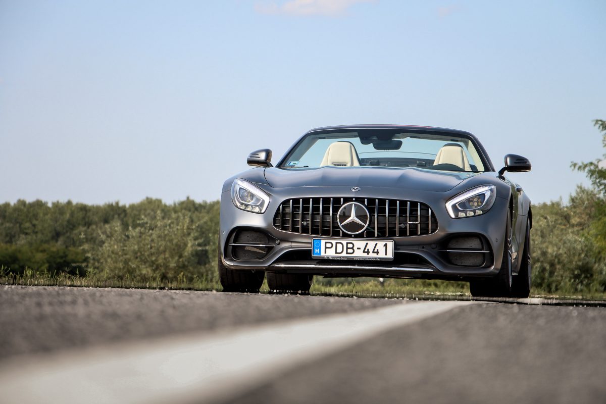 MERCEDES-AMG GT