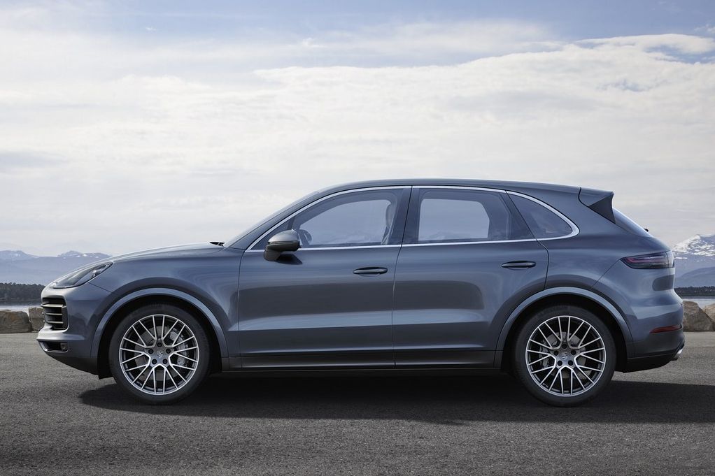 PORSCHE CAYENNE