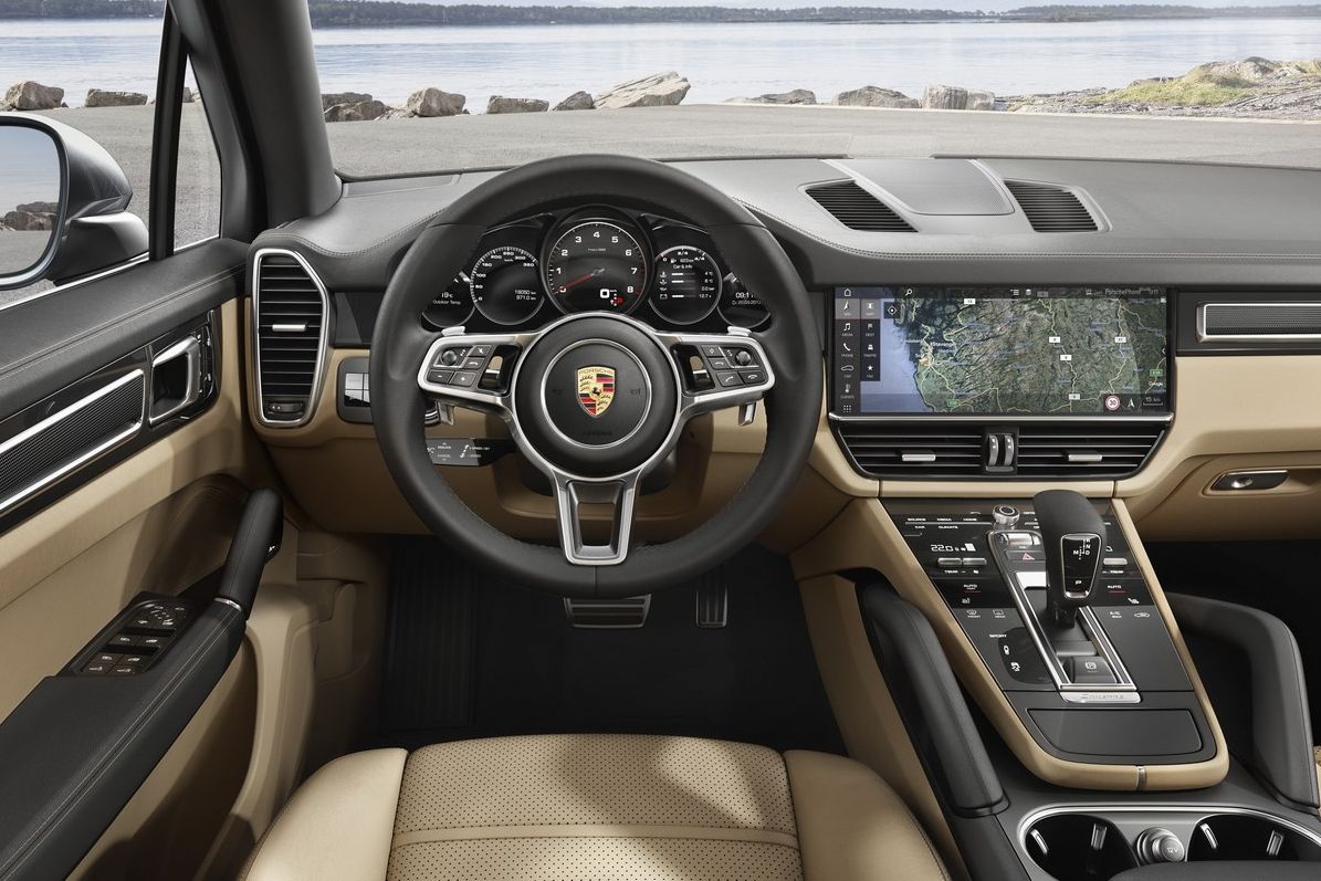 PORSCHE CAYENNE