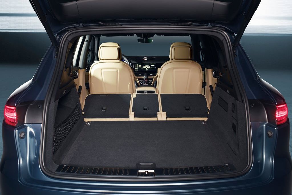 PORSCHE CAYENNE