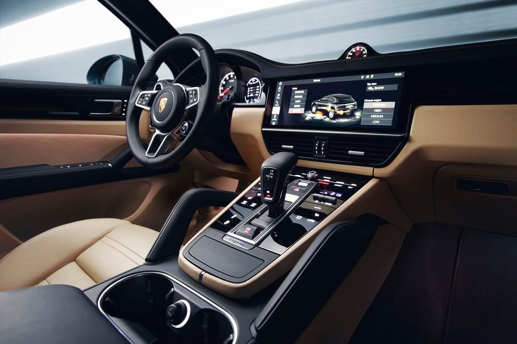 PORSCHE CAYENNE