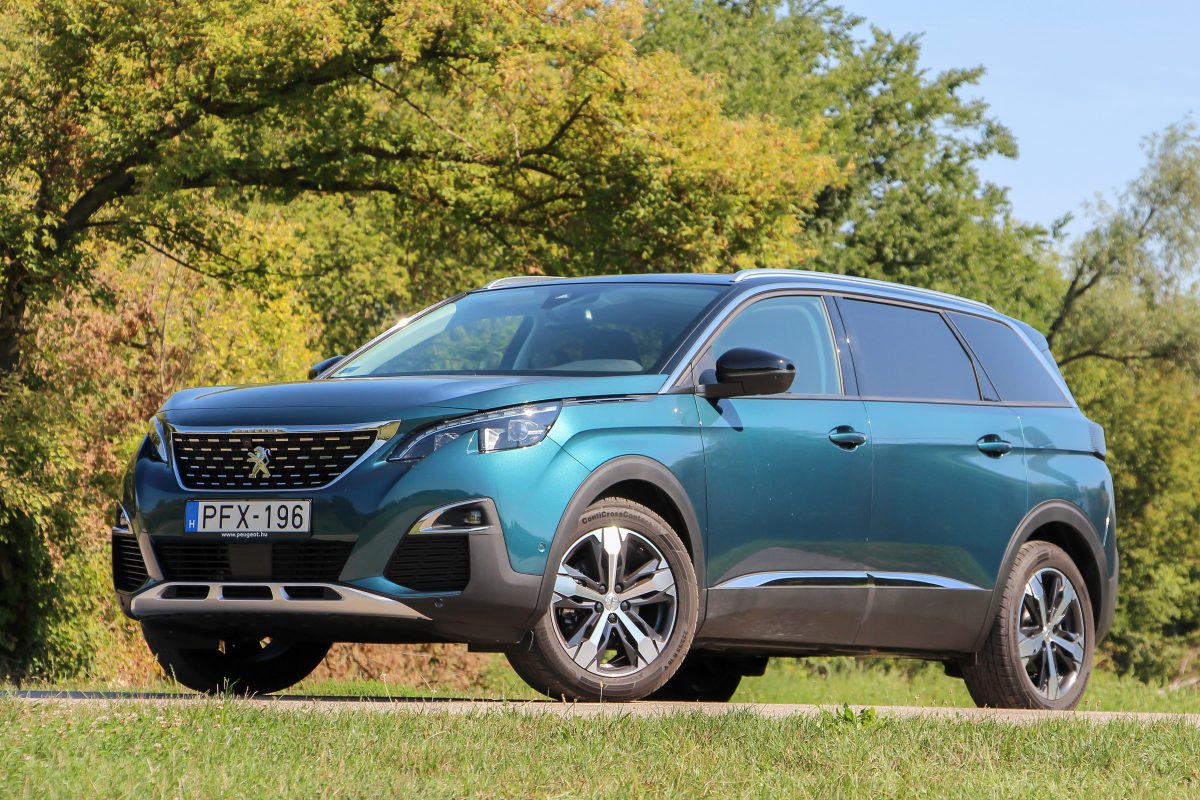 PEUGEOT 5008
