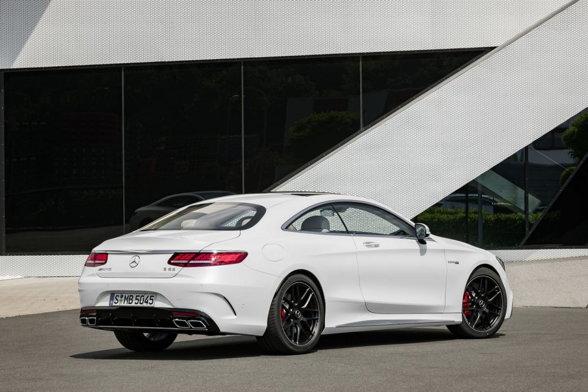 MERCEDES-BENZ S-OSZTÁLY
