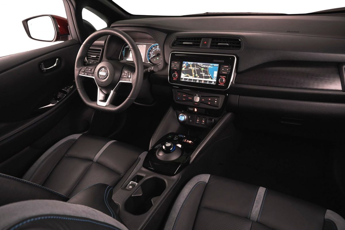 NISSAN LEAF