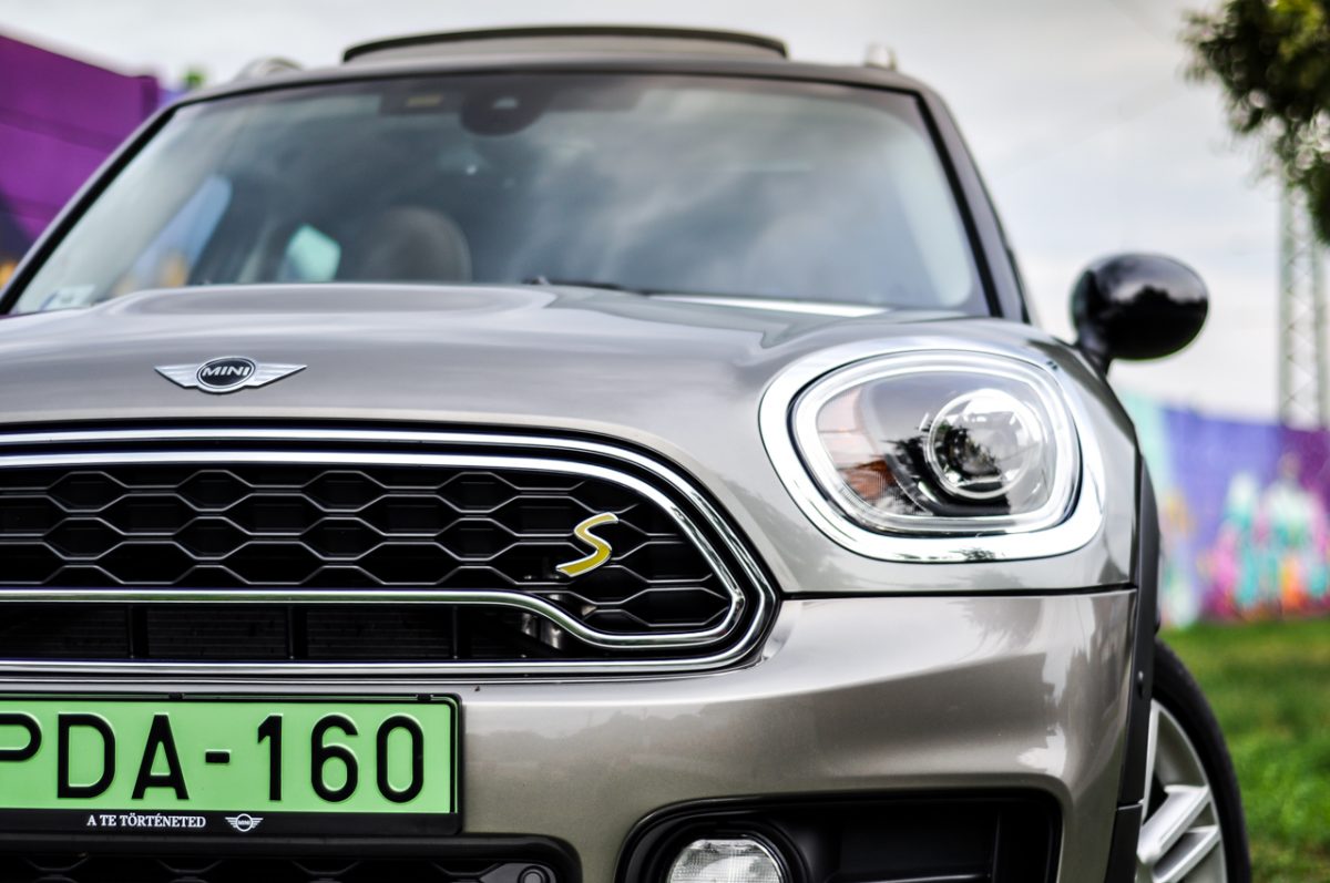 MINI COUNTRYMAN