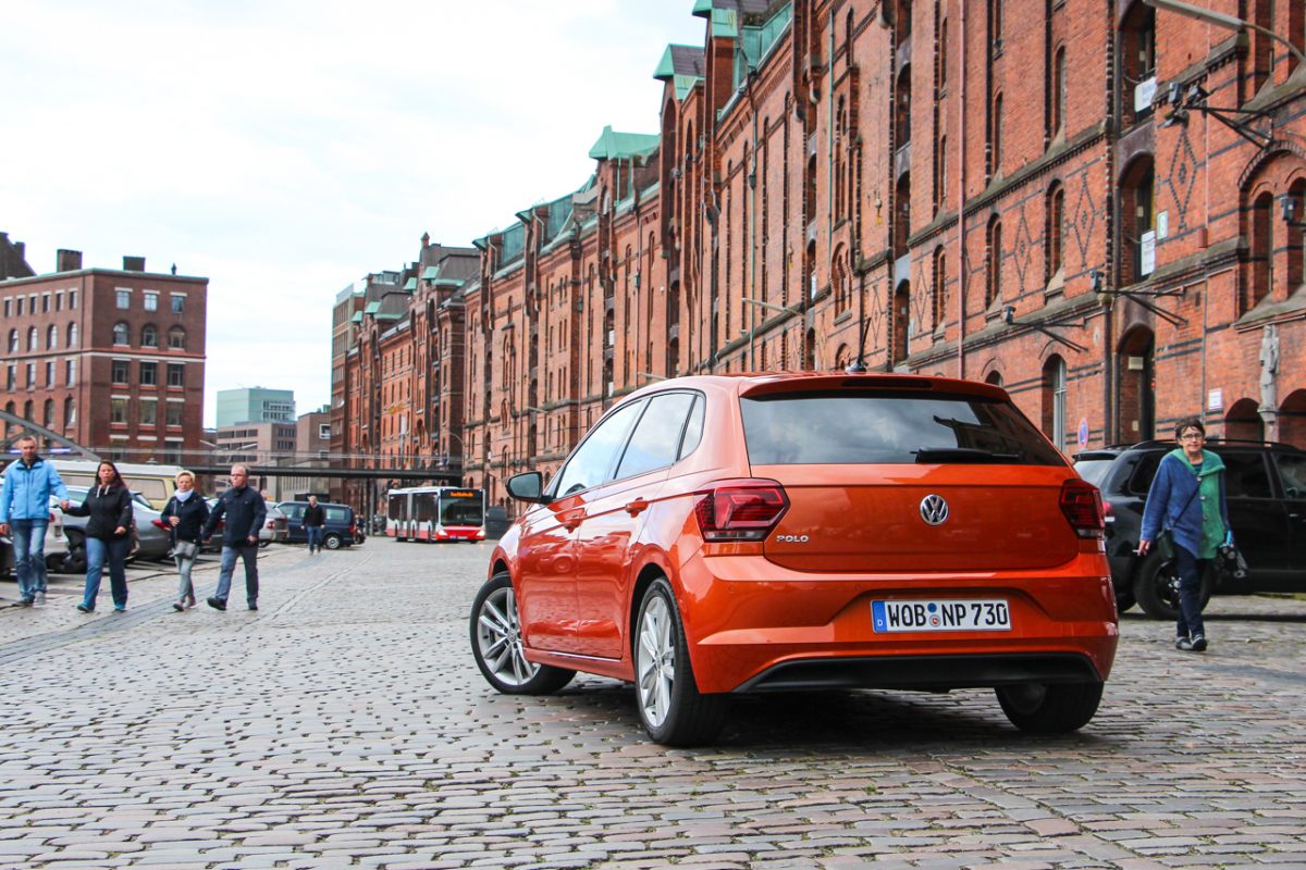 VOLKSWAGEN POLO