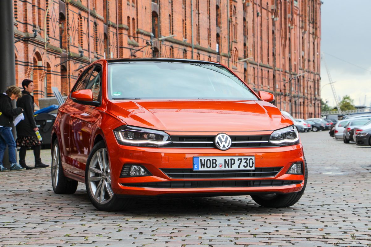 VOLKSWAGEN POLO