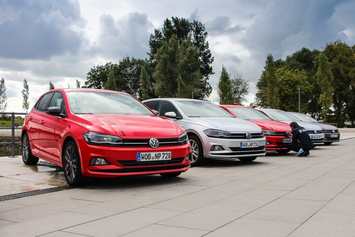 VOLKSWAGEN POLO