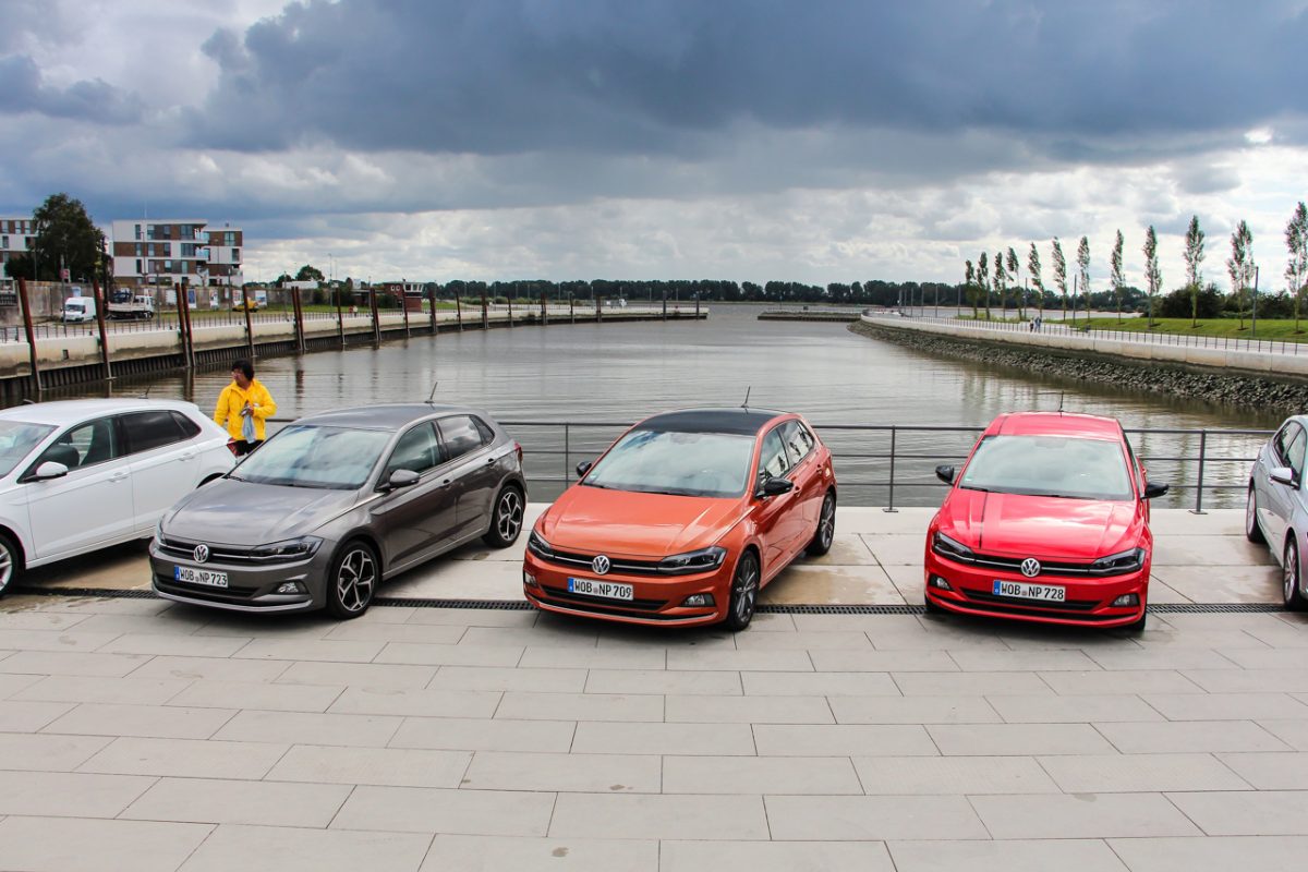 VOLKSWAGEN POLO
