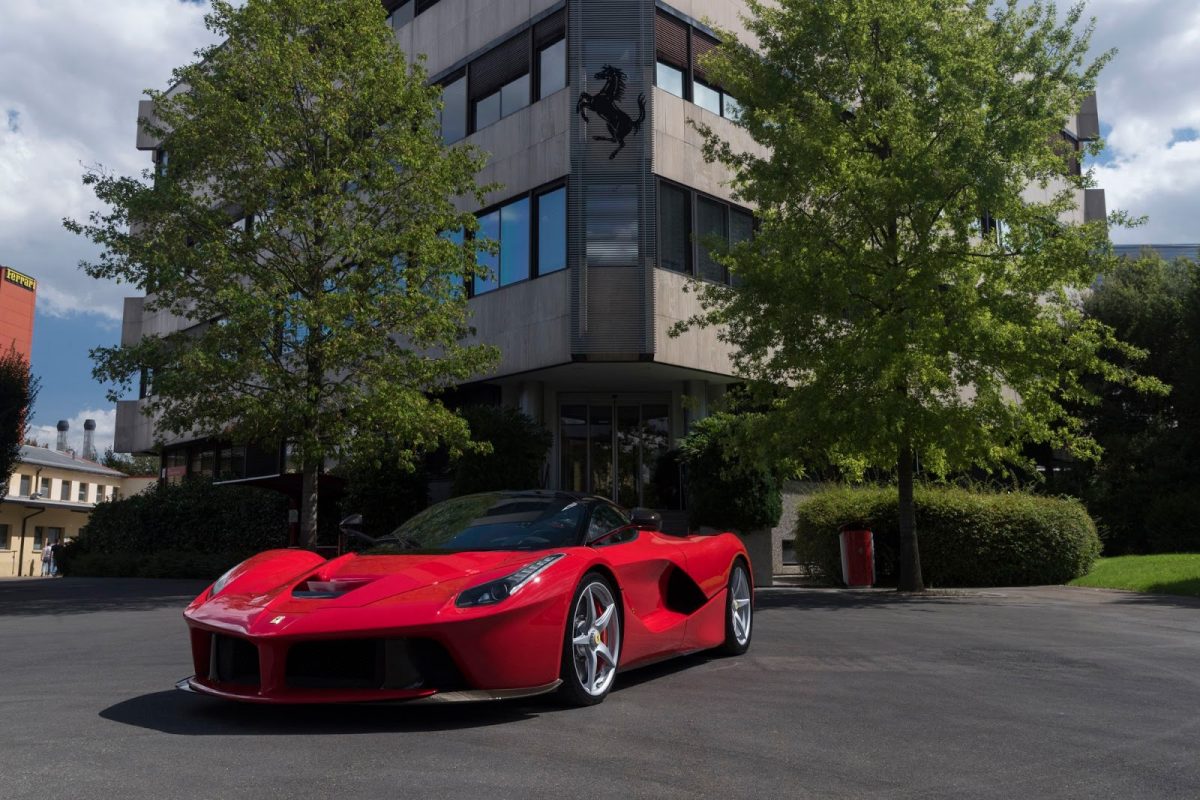 FERRARI LAFERRARI