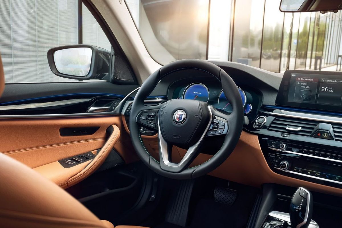 BMW 5-ÖS SOROZAT