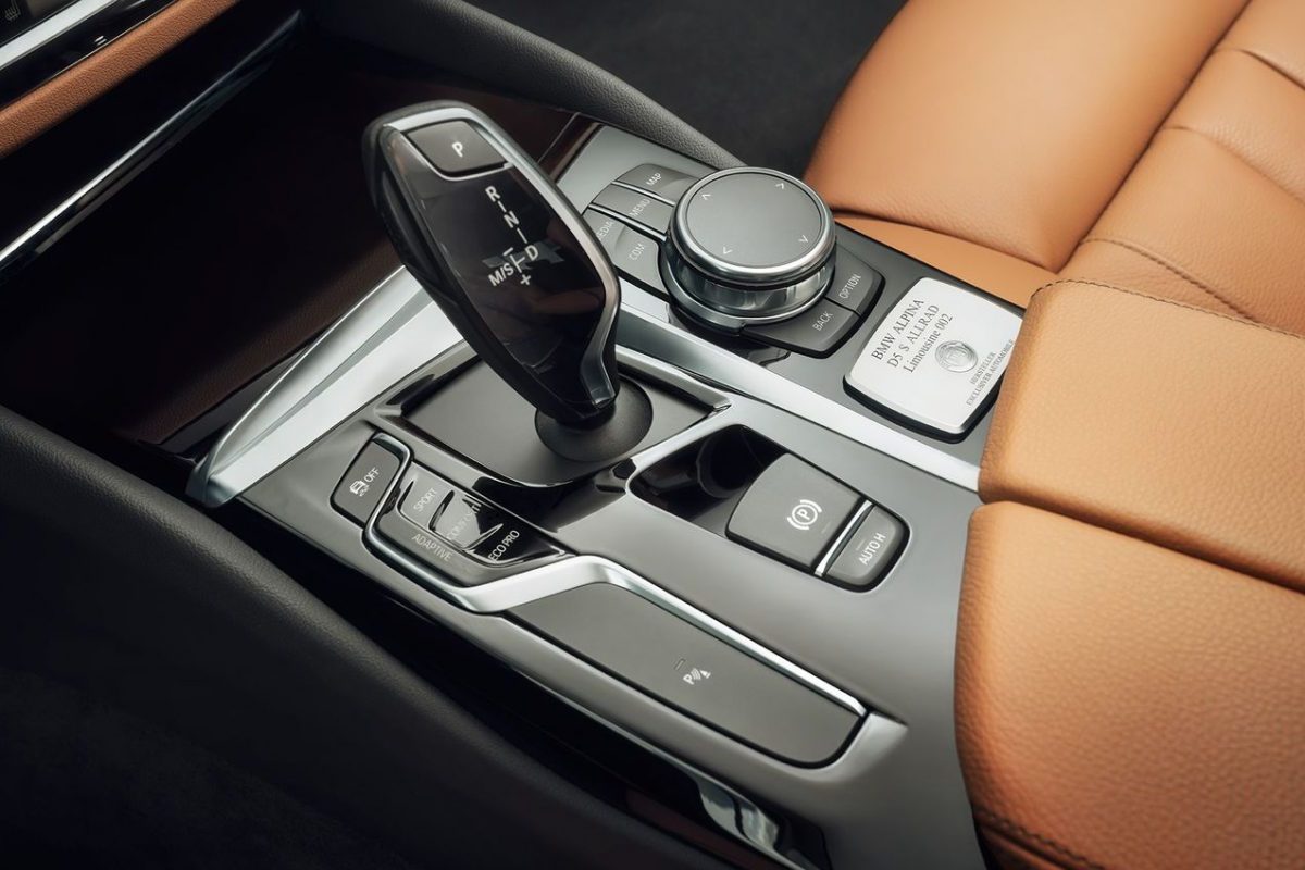 BMW 5-ÖS SOROZAT
