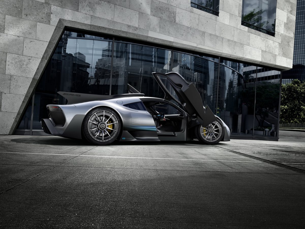 MERCEDES-AMG