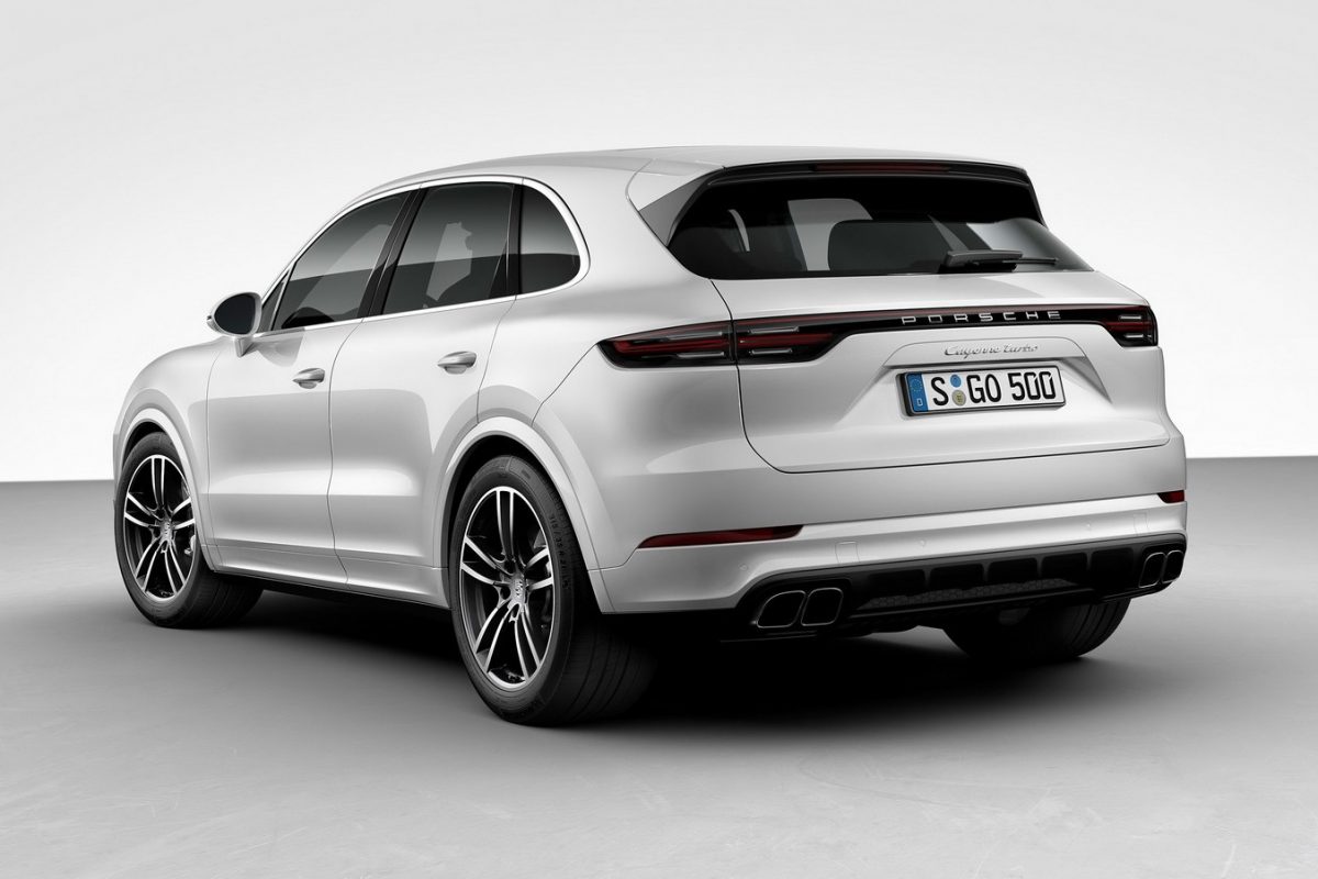 PORSCHE CAYENNE