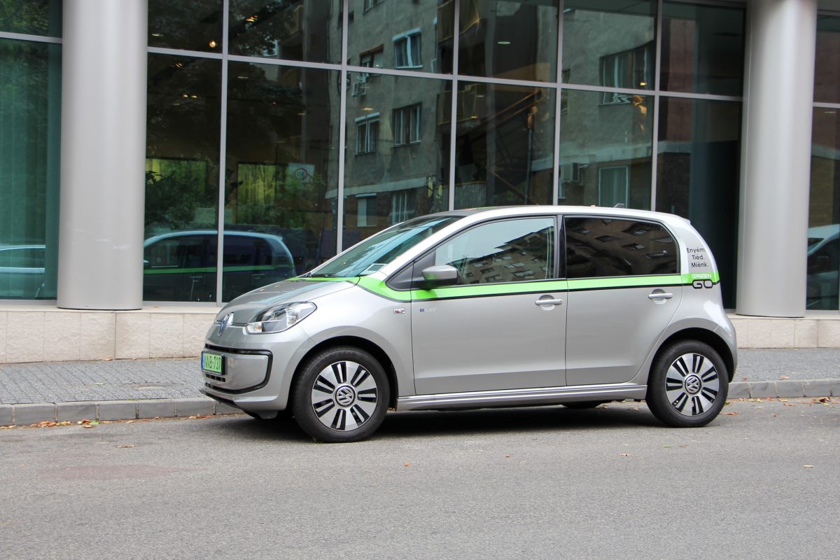 VOLKSWAGEN UP