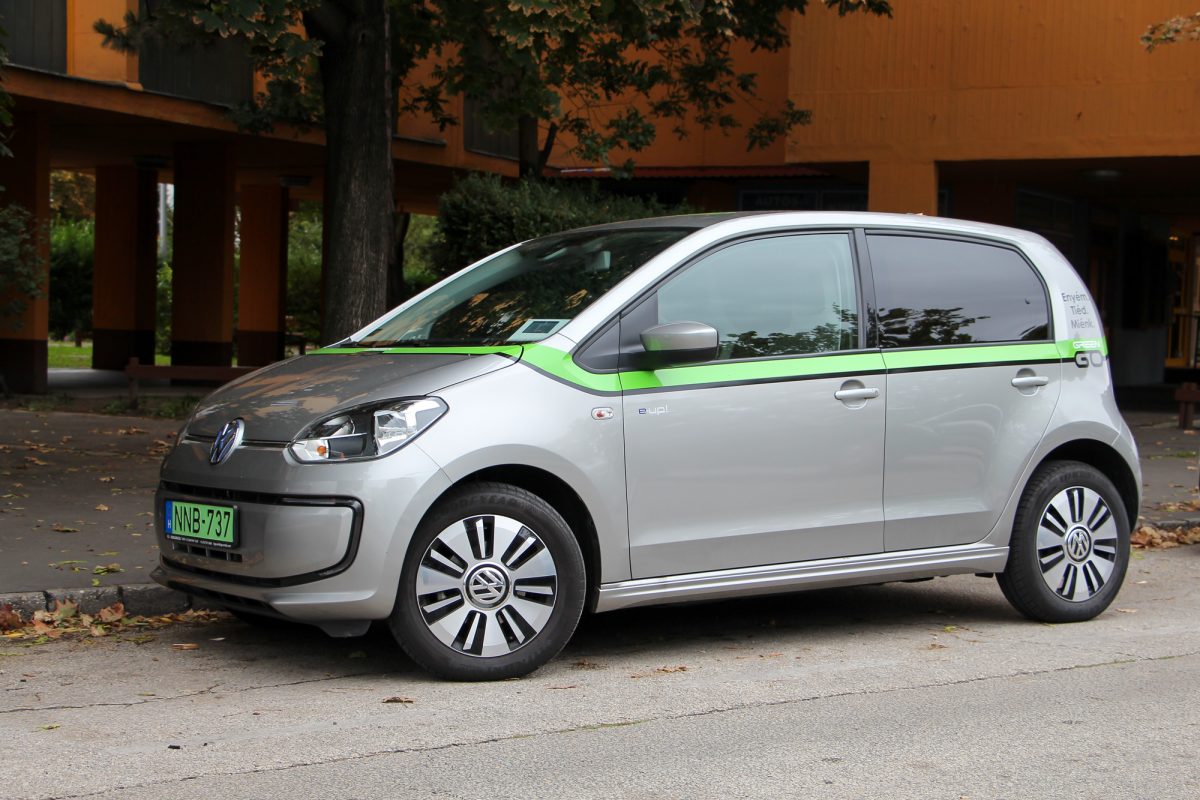 VOLKSWAGEN UP