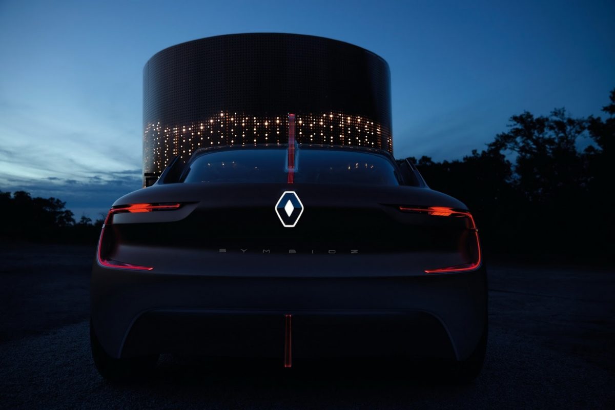 RENAULT