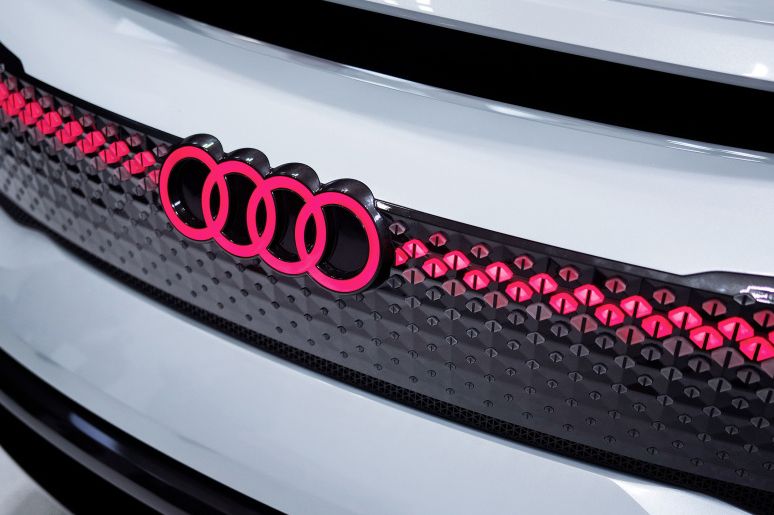 AUDI