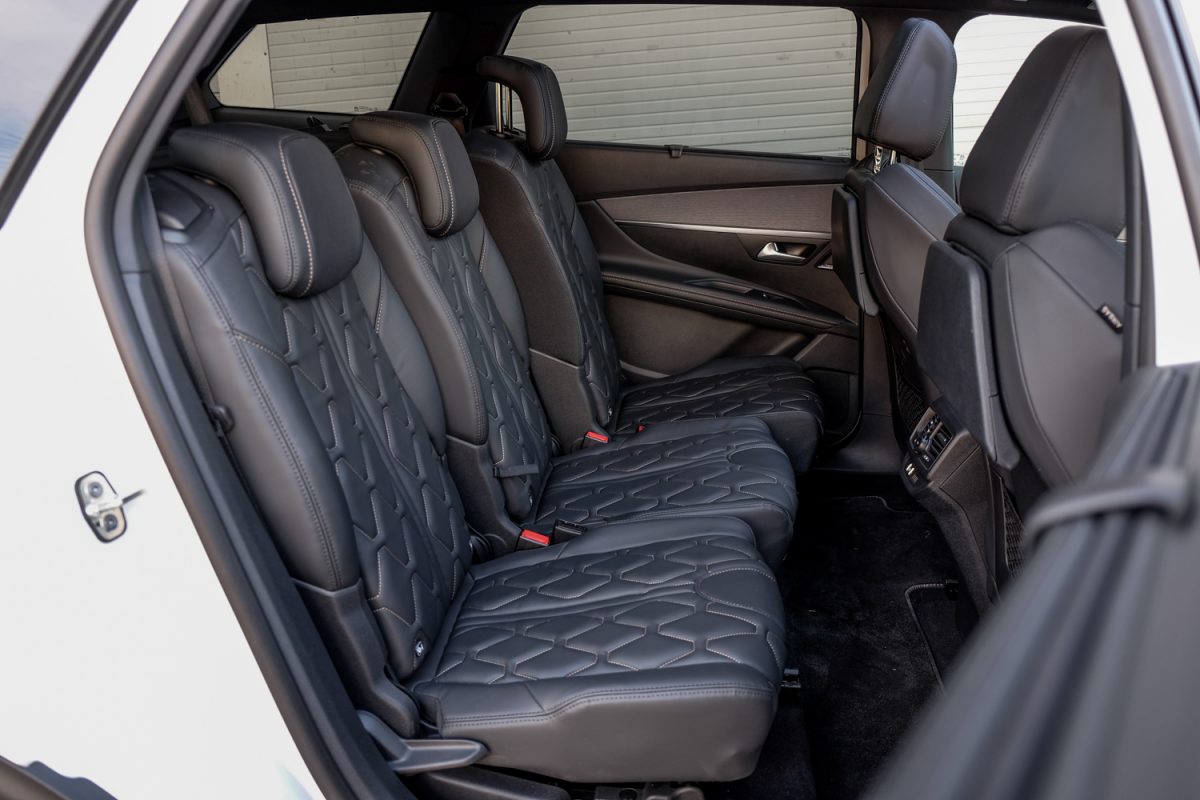 PEUGEOT 5008