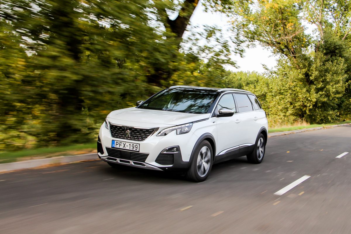 PEUGEOT 5008