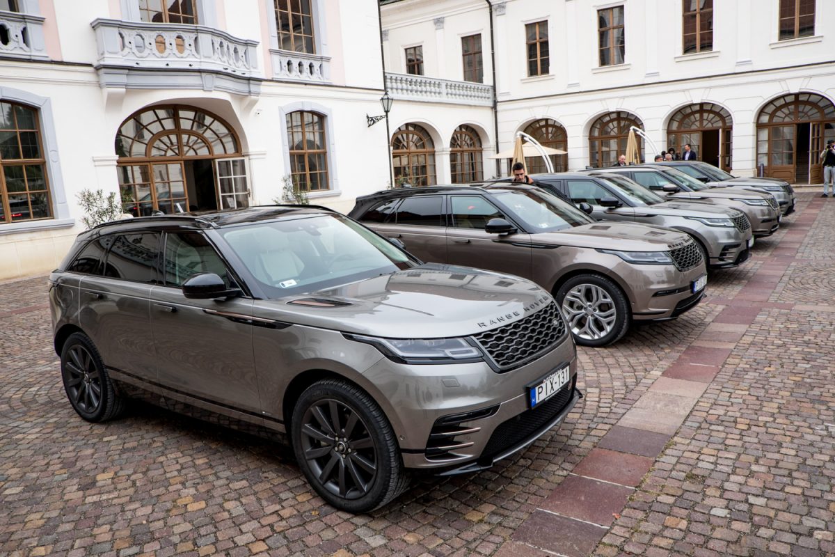 LAND ROVER RANGE ROVER VELAR