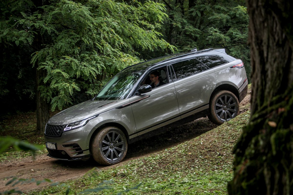 LAND ROVER RANGE ROVER VELAR