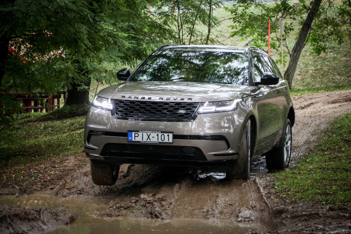 LAND ROVER RANGE ROVER VELAR