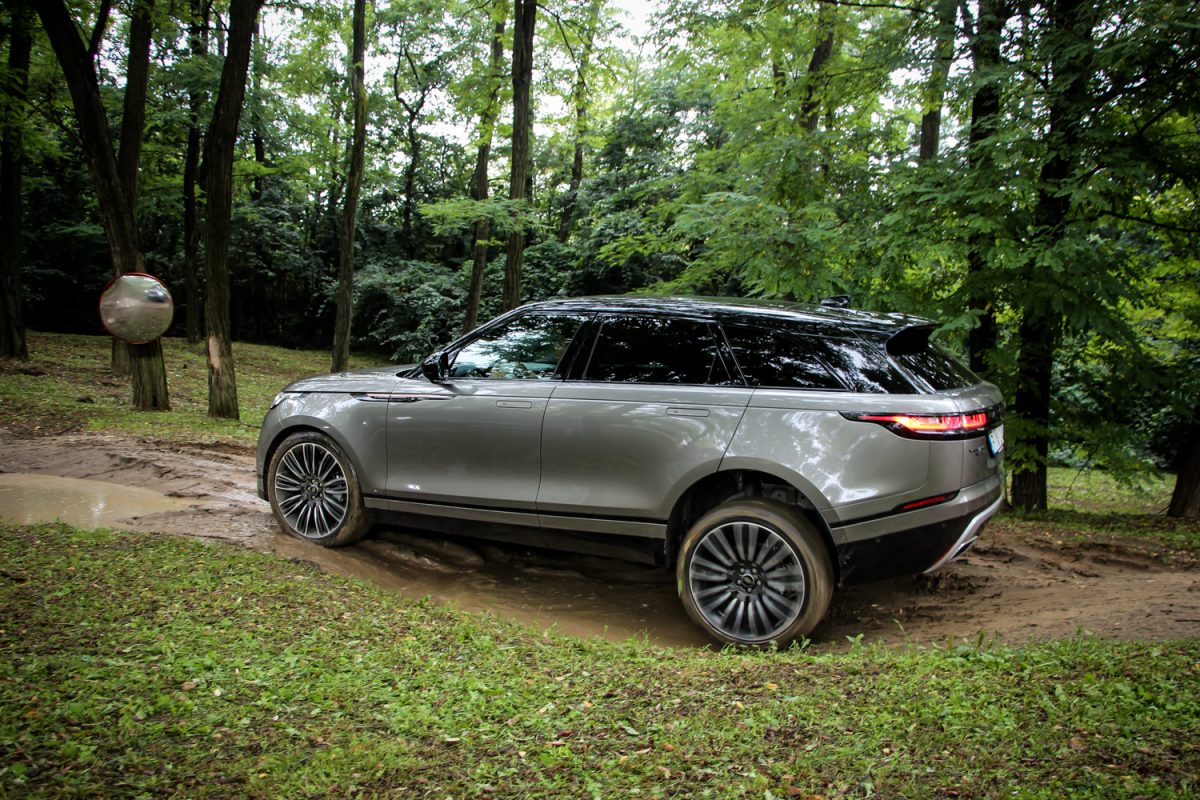 LAND ROVER RANGE ROVER VELAR