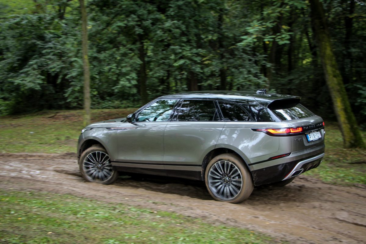 LAND ROVER RANGE ROVER VELAR