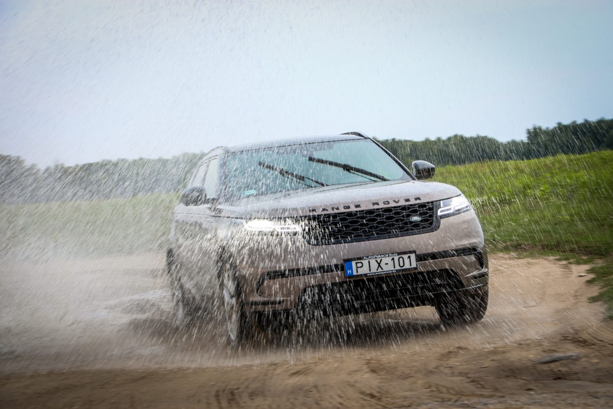 LAND ROVER RANGE ROVER VELAR