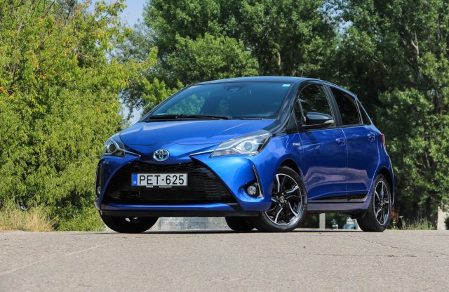 A legtakarékosabb kisautó? - Toyota Yaris hibrid teszt
