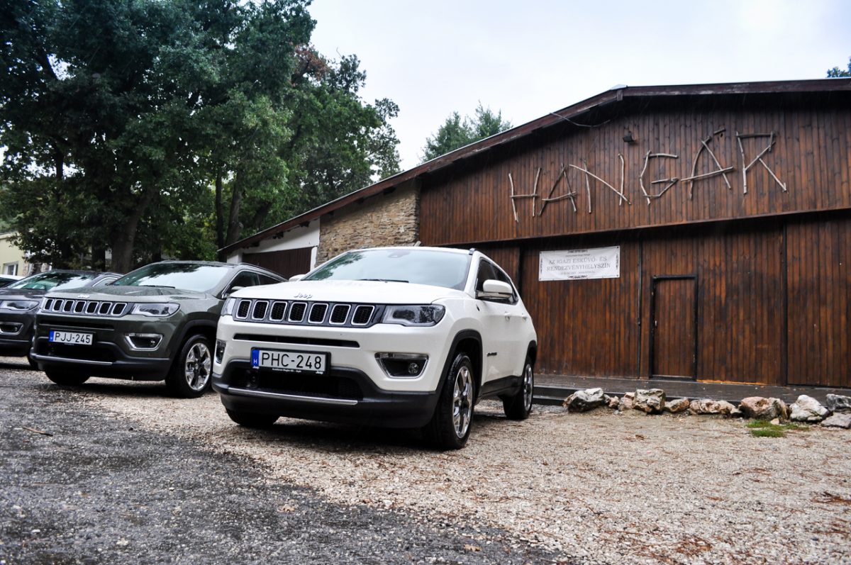 JEEP COMPASS