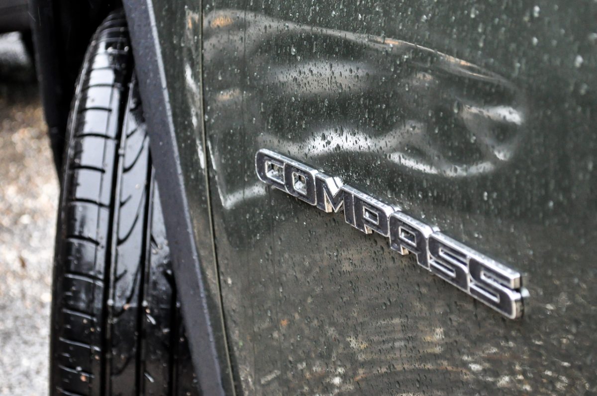 JEEP COMPASS