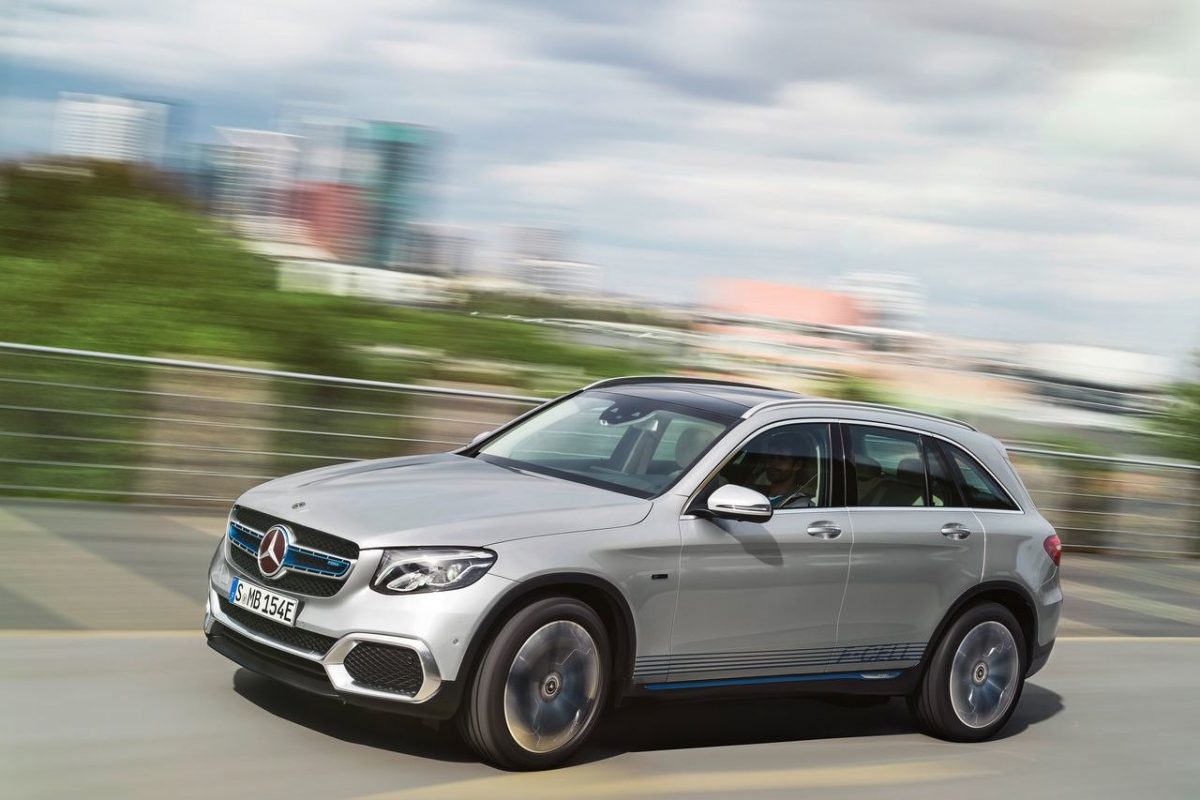 MERCEDES-BENZ