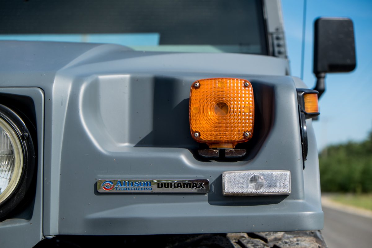 HUMMER H1