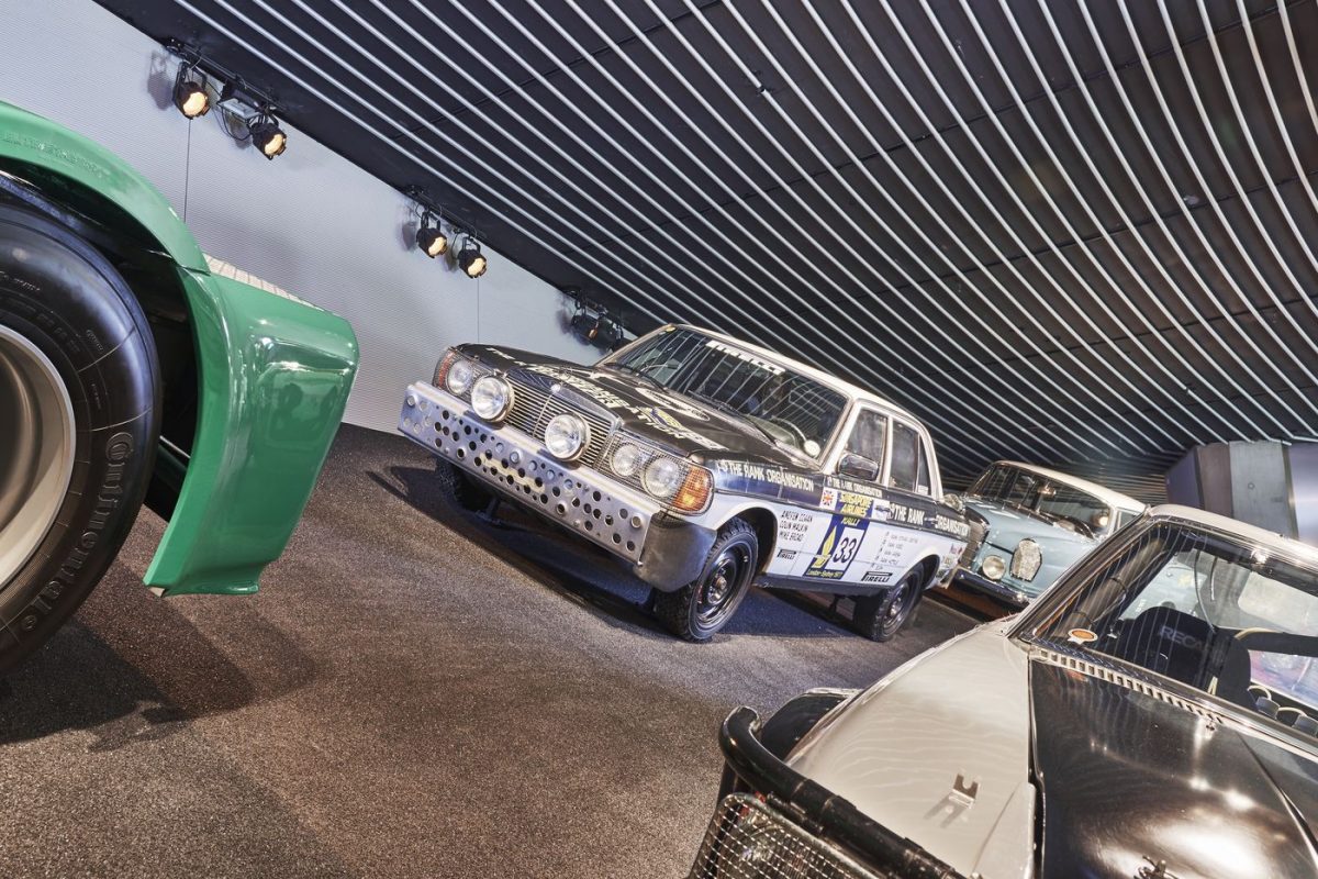 MERCEDES-BENZ W 123