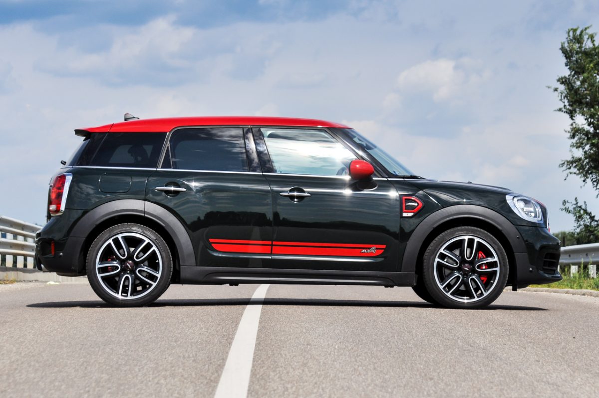 MINI COUNTRYMAN