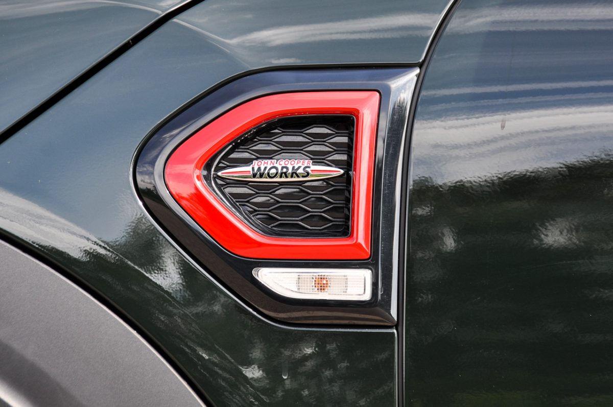 MINI COUNTRYMAN