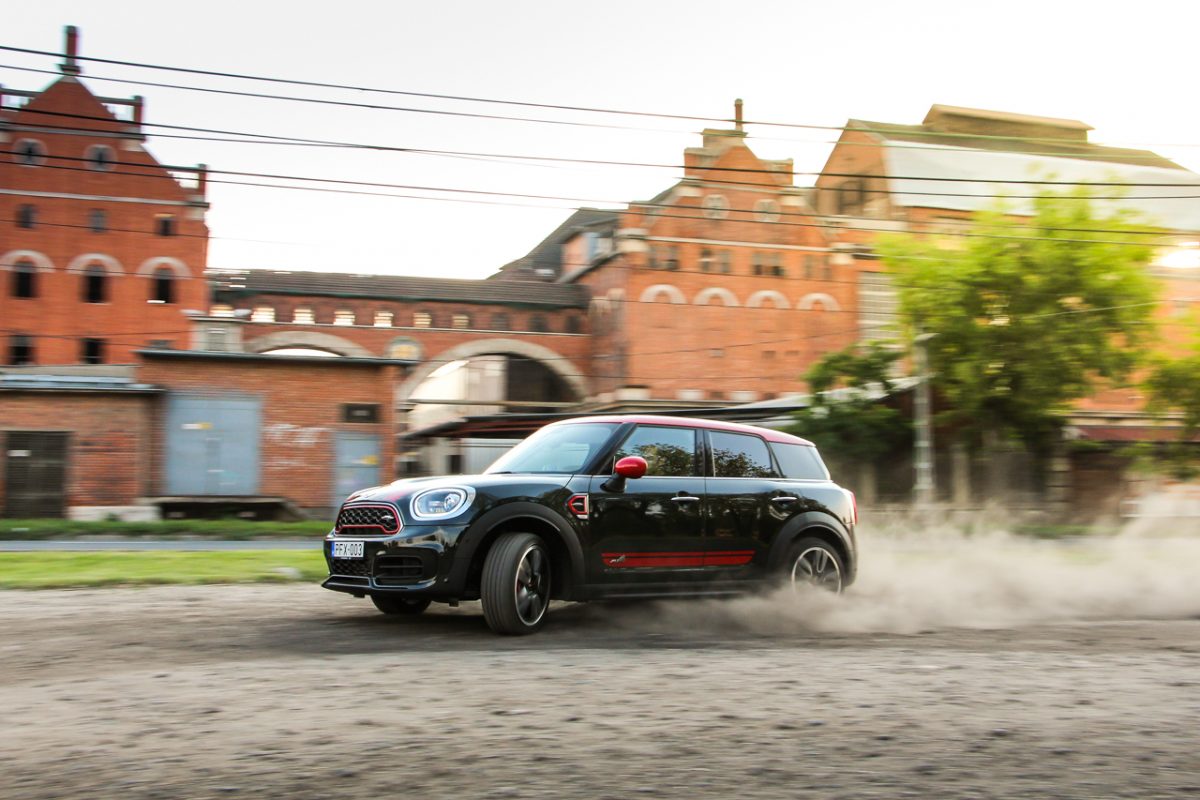 MINI COUNTRYMAN