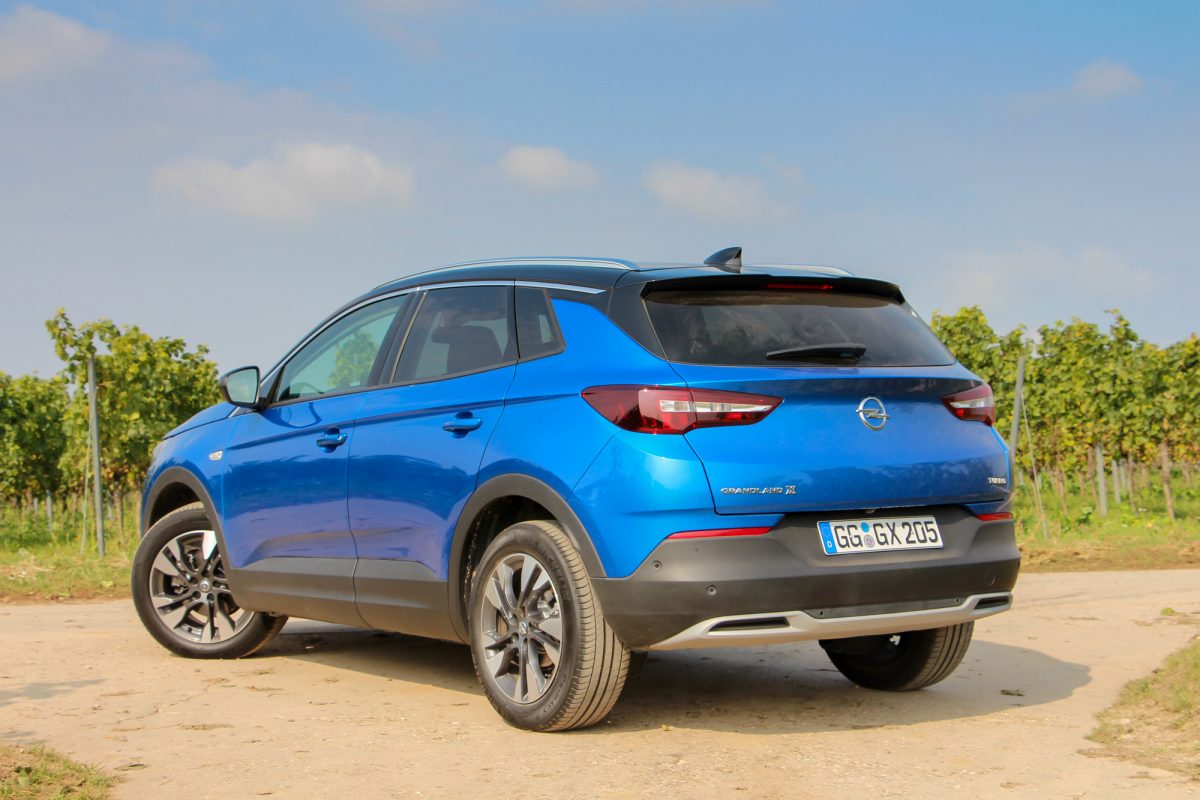 OPEL GRANDLAND X