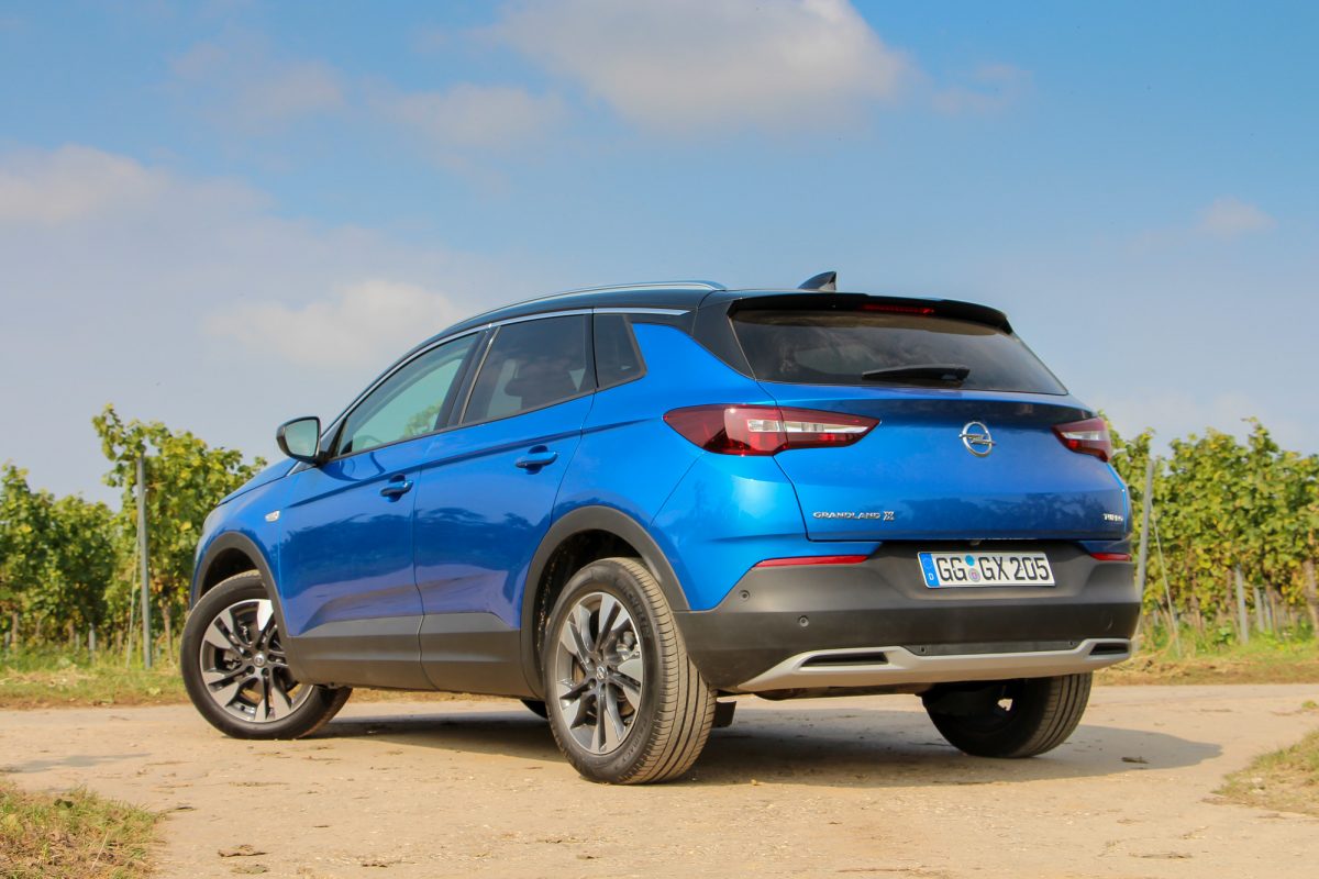 OPEL GRANDLAND X