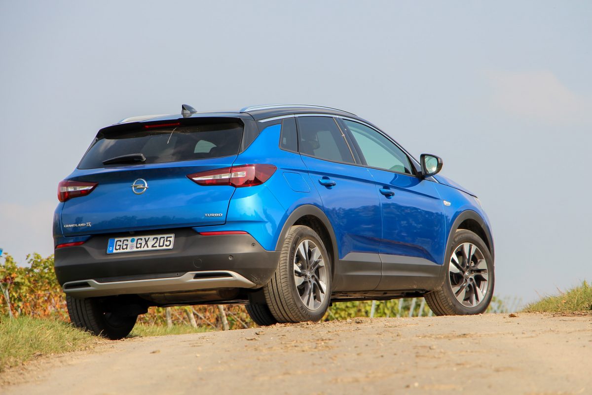 OPEL GRANDLAND X