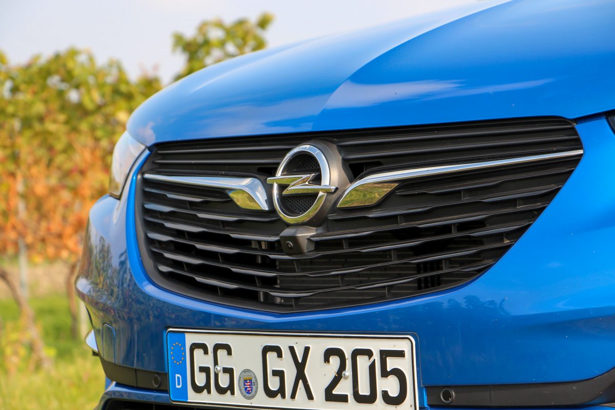 OPEL GRANDLAND X