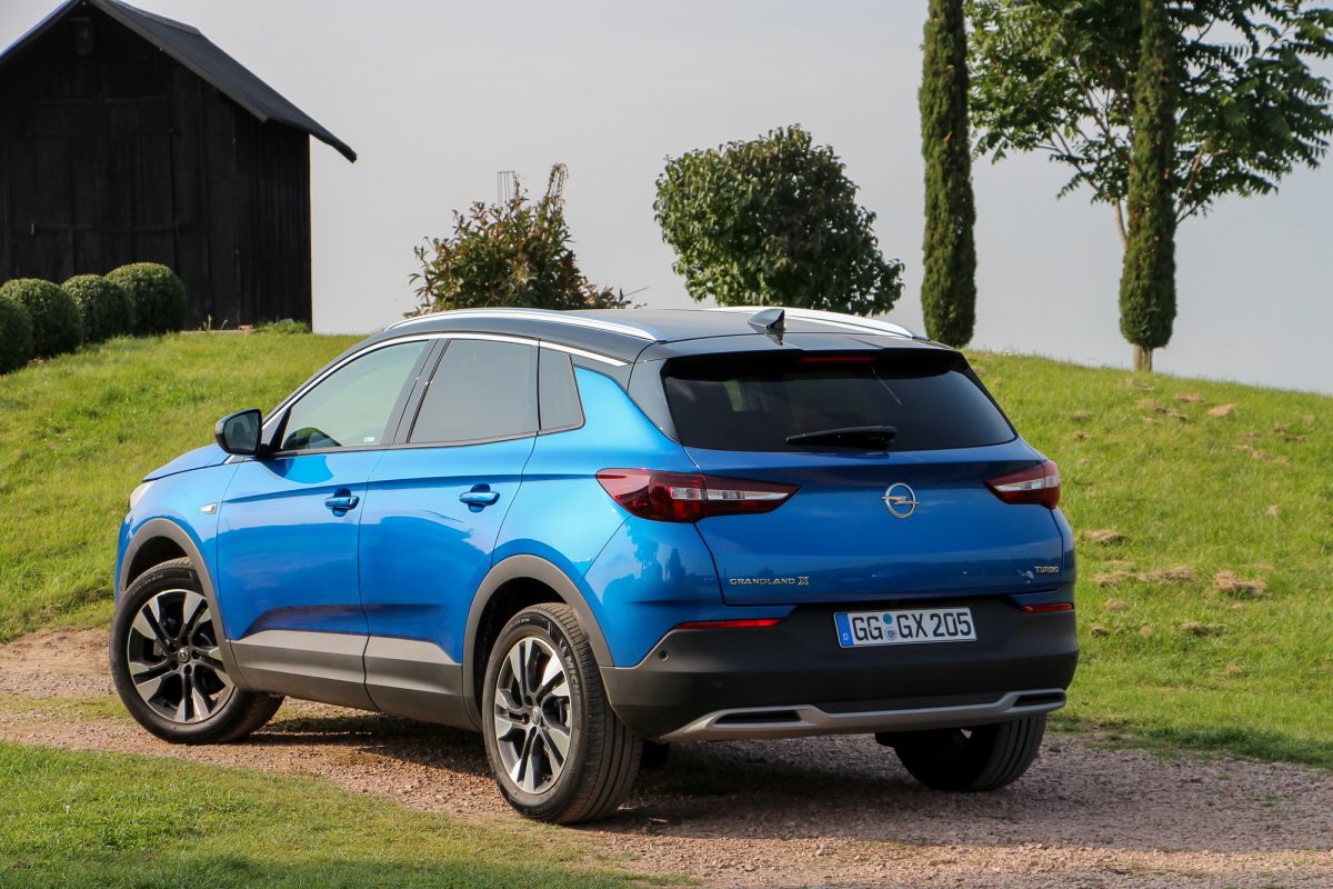 OPEL GRANDLAND X