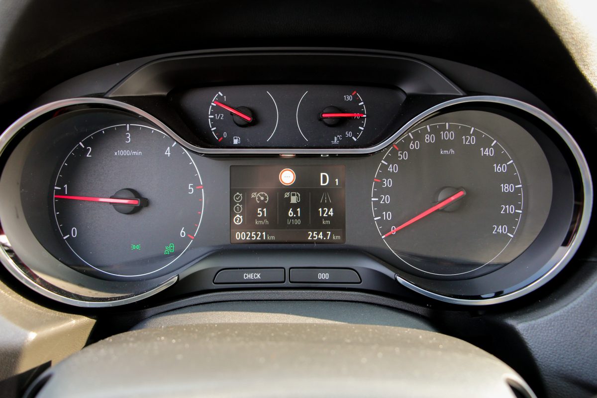 OPEL GRANDLAND X