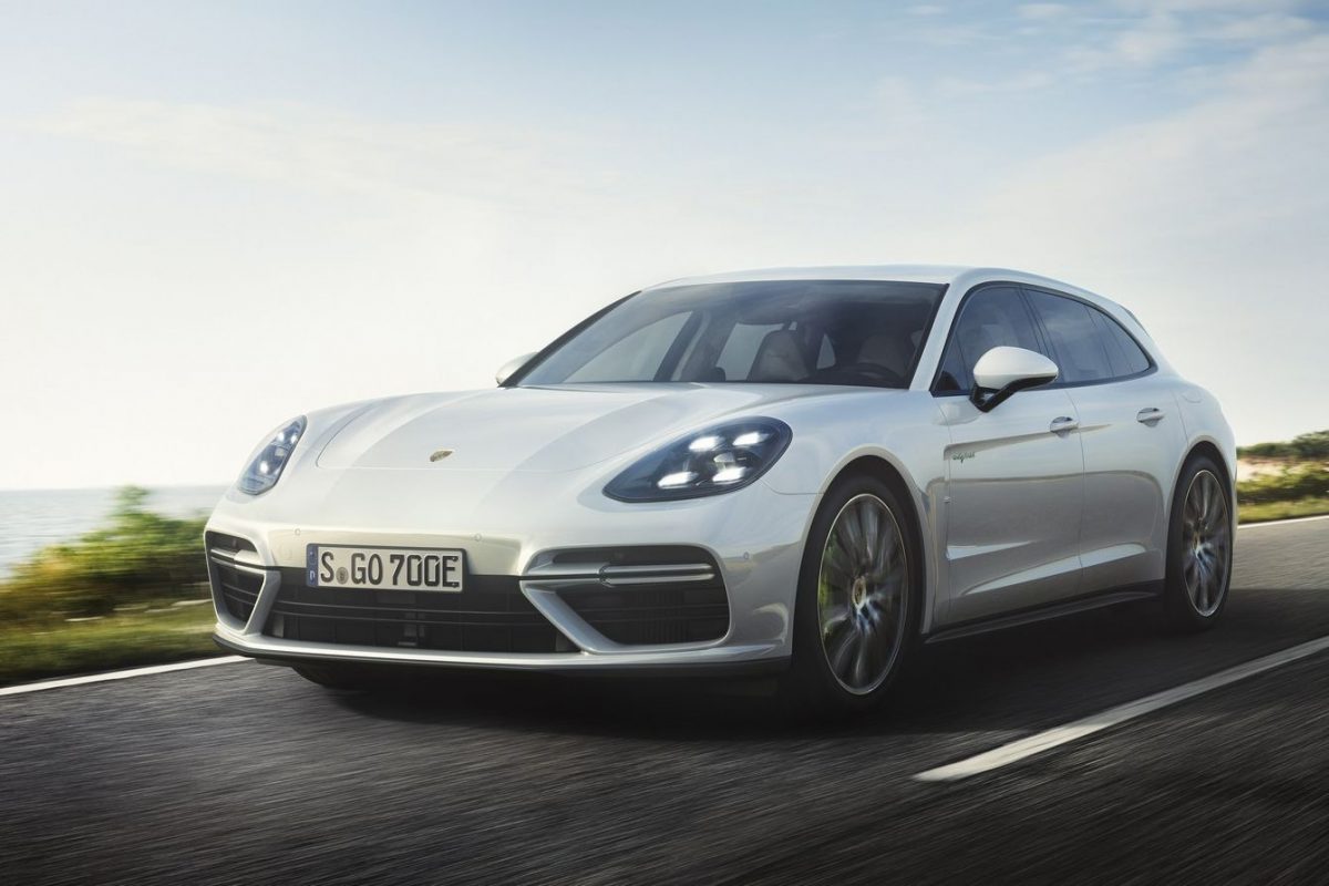 PORSCHE PANAMERA