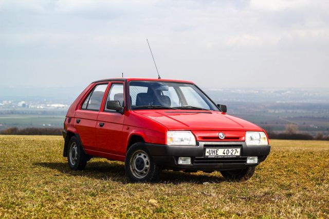 SKODA FAVORIT