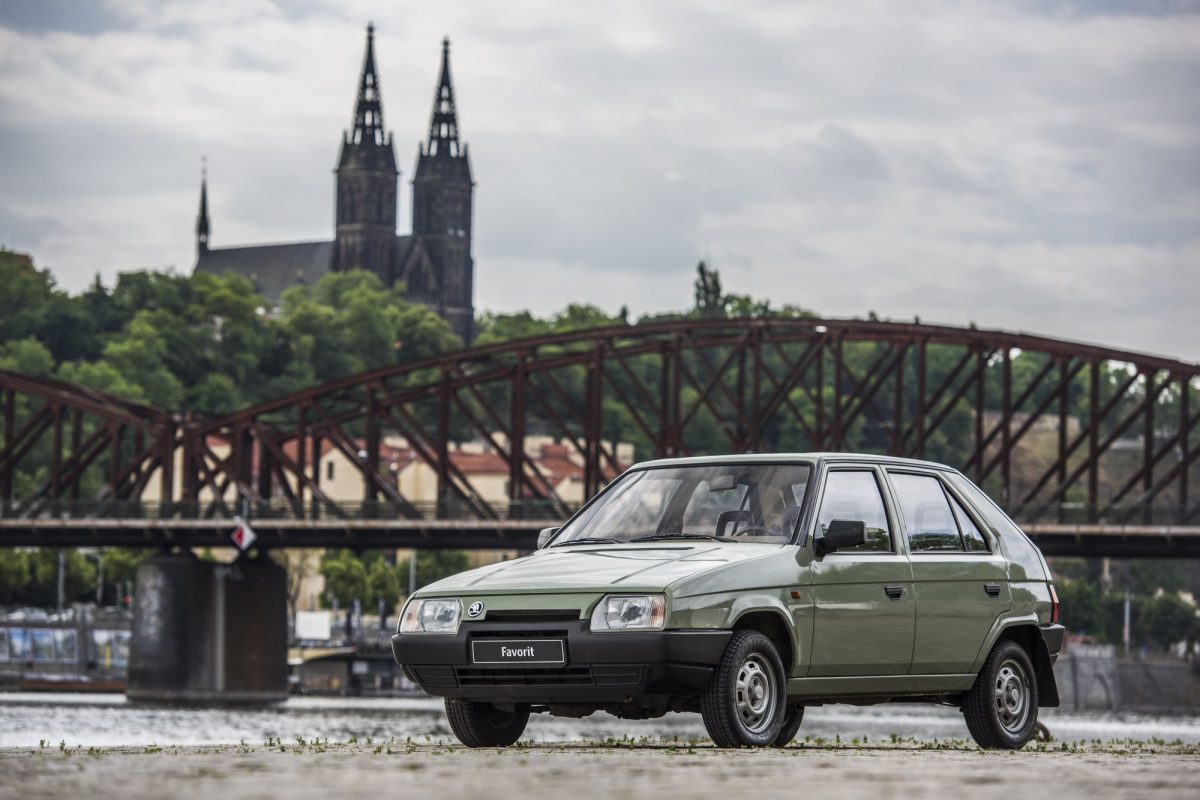 SKODA FAVORIT