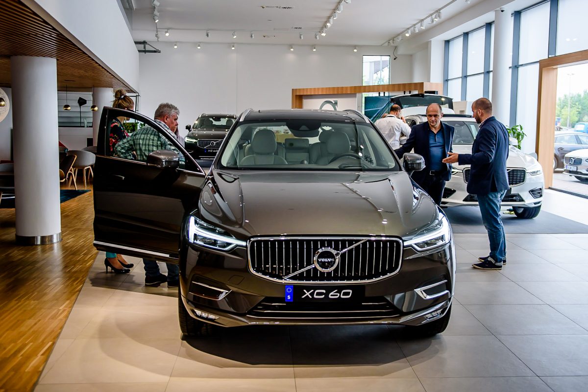 VOLVO