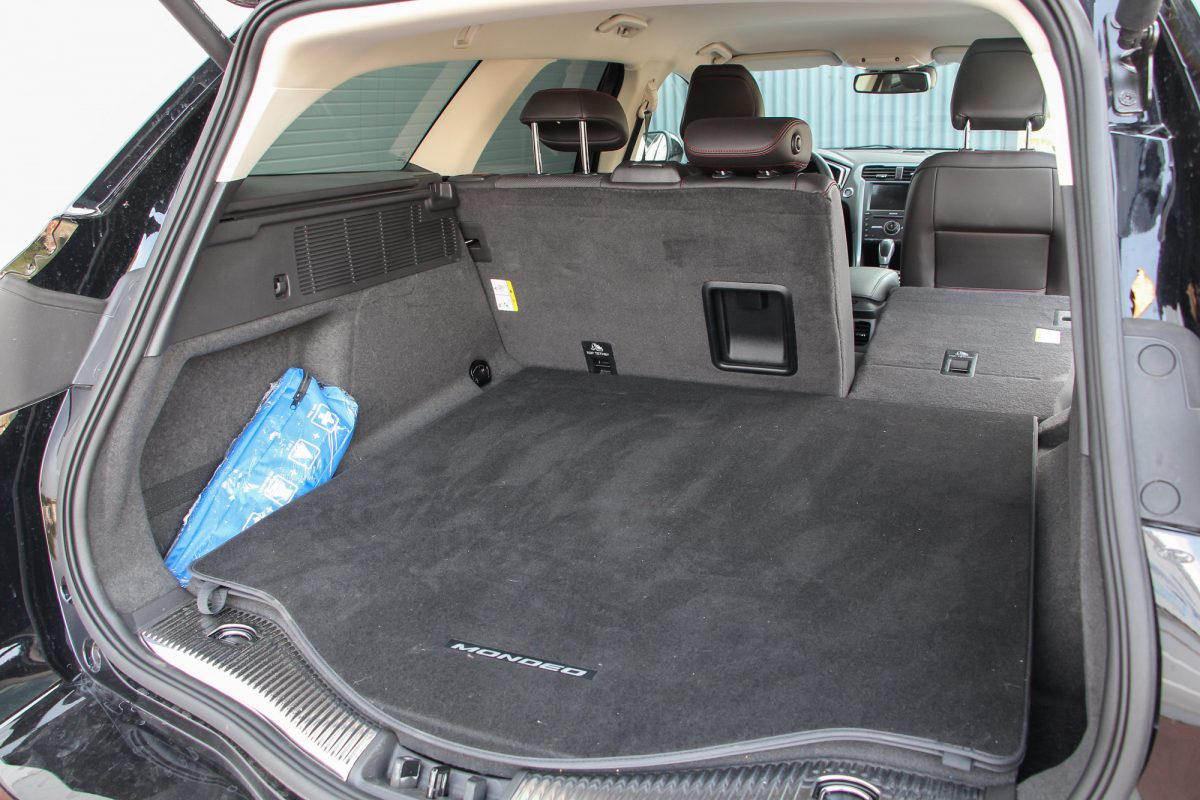 FORD MONDEO